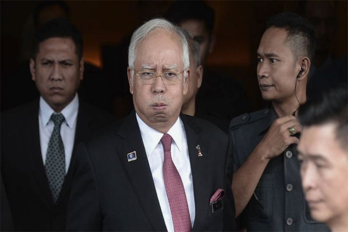 मलेशिया के पूर्व प्रधानमंत्री नजीब रजाक अपने खिलाफ भ्रष्टाचार के हाई प्रोफाइल मामले में सुनवाई शुरू