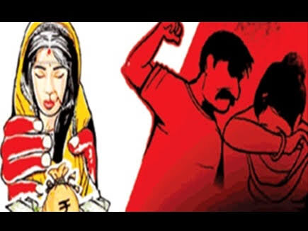 दहेज उत्पीड़न में पति सहित पांच पर मुकदमा