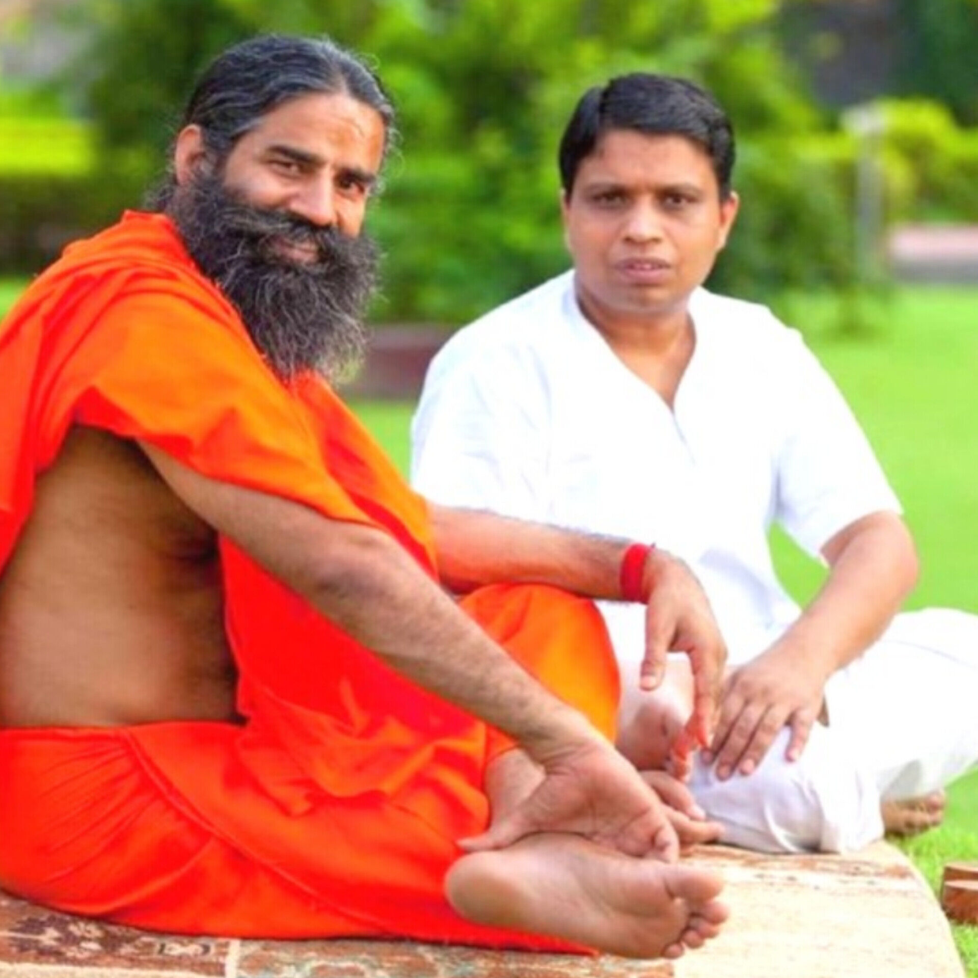 योग गुरु रामदेव और बालकृष्ण ने सुप्रीम कोर्ट में माफीनामा पेश किया, अगली सुनवाई 30 अप्रैल को